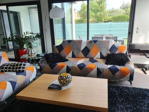 Customer photo review of Modern - Housses Extensibles de Fauteuil et Canapé - La Maison des Housses