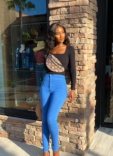 Customer photo review of Python Crossbody Fanny