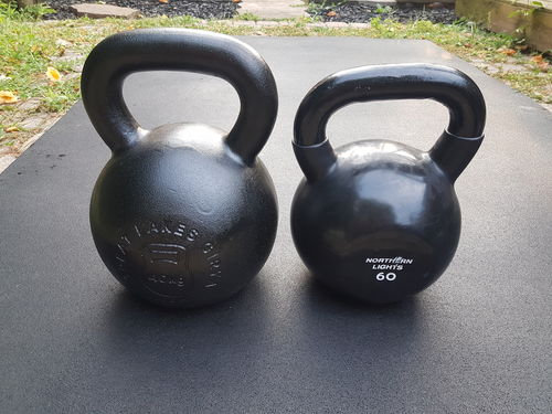 Customer photo review of 40kg / 88lbs   E-coated Cast Iron Kettlebell
