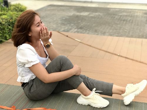 Customer photo review of Klay Lace-up Sneakers