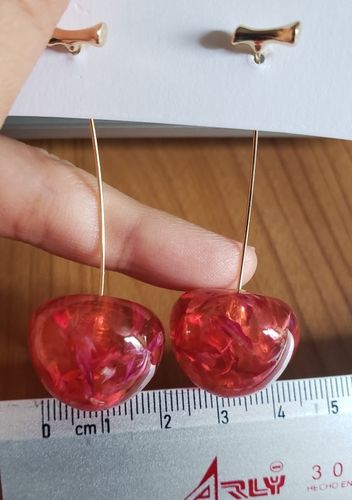 Customer photo review of Kirsch-Ohrring