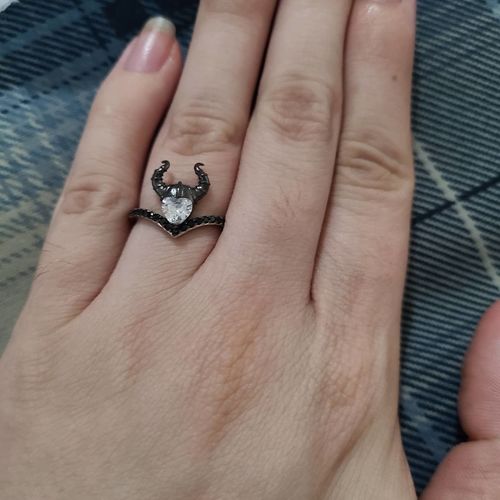 Disney Villain Jewelry Candle 2025