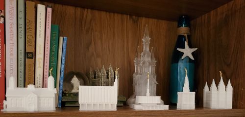 Customer photo review of Philadelphia Pennsylvania Temple Statue