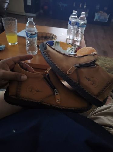 Customer photo review of Dacomfy Men Casual Handmade British Style Leather Shoes