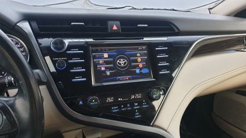 Customer photo review of Toyota Camry 2018-2020 V70 Wireless Apple CarPlay & Android Auto Module Integration