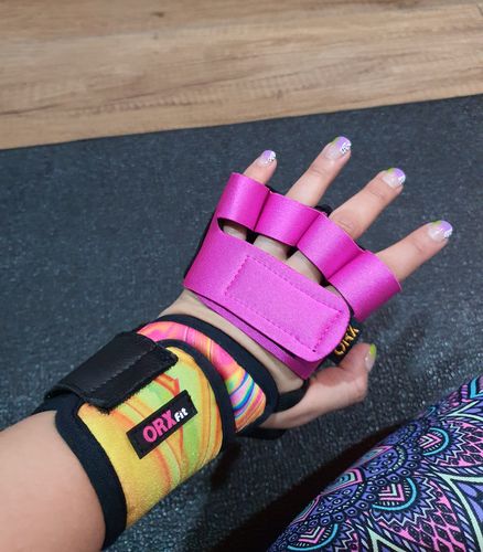 Customer photo review of Guantes Pesas GRAB Mujer
