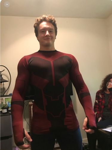 Customer photo review of MURDOCK Seamless Long Sleeve Shirt