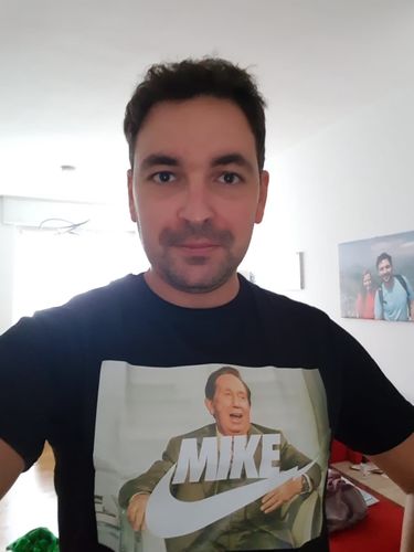 Customer photo review of T shirt Thegrado Mike Bongiorno