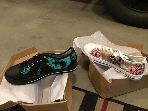 Customer photo review of Floral Skull Low Top