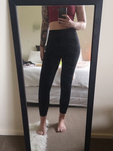 Customer photo review of Freedom Leggings