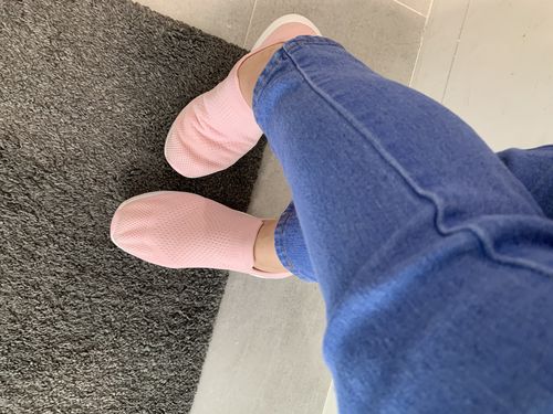 Customer photo review of Women's Everyday Walking Shoes Dreamy Pink