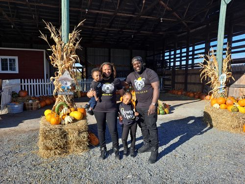 Customer photo review of Papa Bear King - Blk & Gld Premium