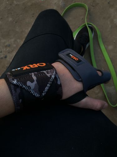 Customer photo review of Guantes Pesas GRAB Hombre