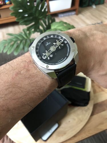 Customer photo review of RW1-SB-Automatic w/ Strap