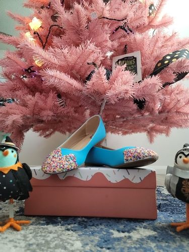 Customer photo review of Bake-A-Shoe Sprinkle Flat