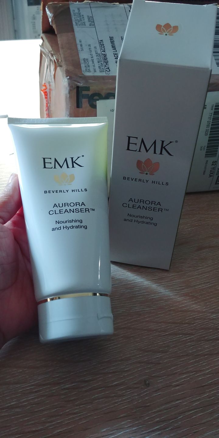 Customer photo review of Aurora Cleanser™