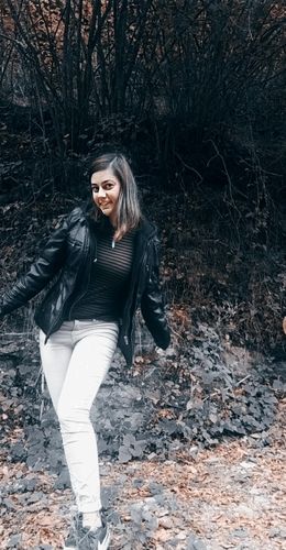 Customer photo review of Kasdeya Leather Jacket