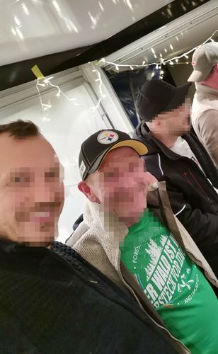 Customer photo review of DER WALD IST MEIN VERSTECK - Bio Herren Shirt