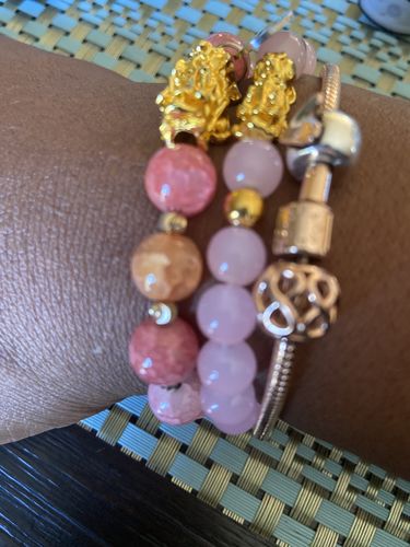 Customer photo review of Feng Shui Wealth Beads Bracelet (10 colors)