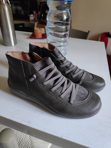 Customer photo review of Womens PU Leather Ankle Boots