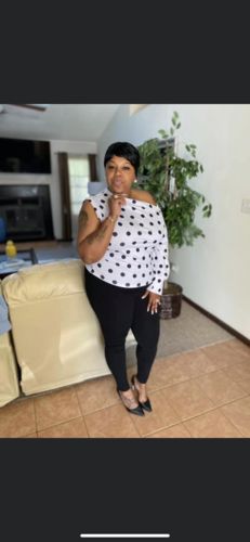 Customer photo review of Dot Puff-Sleeve Top