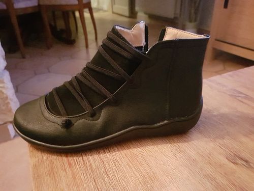 Customer photo review of Womens PU Leather Ankle Boots