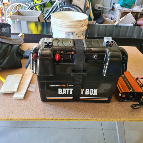 Customer photo review of iTECH120X 12V 120Ah Lithium Ion Battery With FREE iTechworld Battery Box