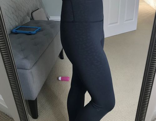 Customer photo review of Chi Chi Legging