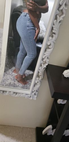 Customer photo review of Jean Léonie