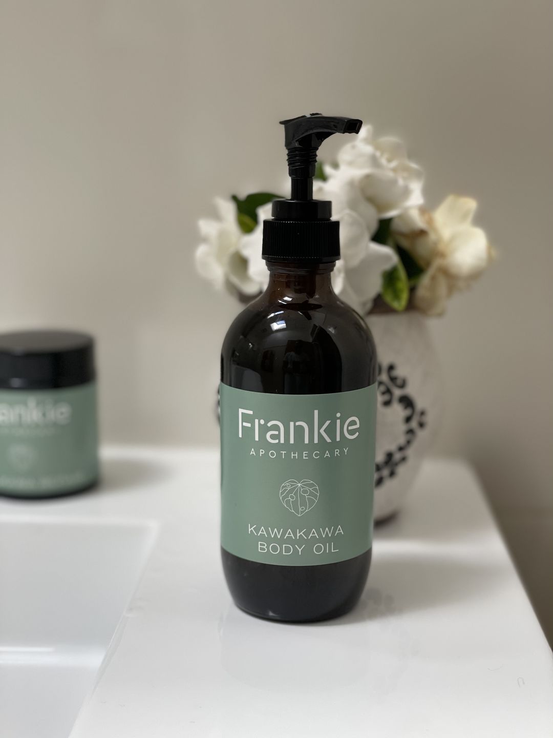 Customer photo review of Kawakawa Body Oil