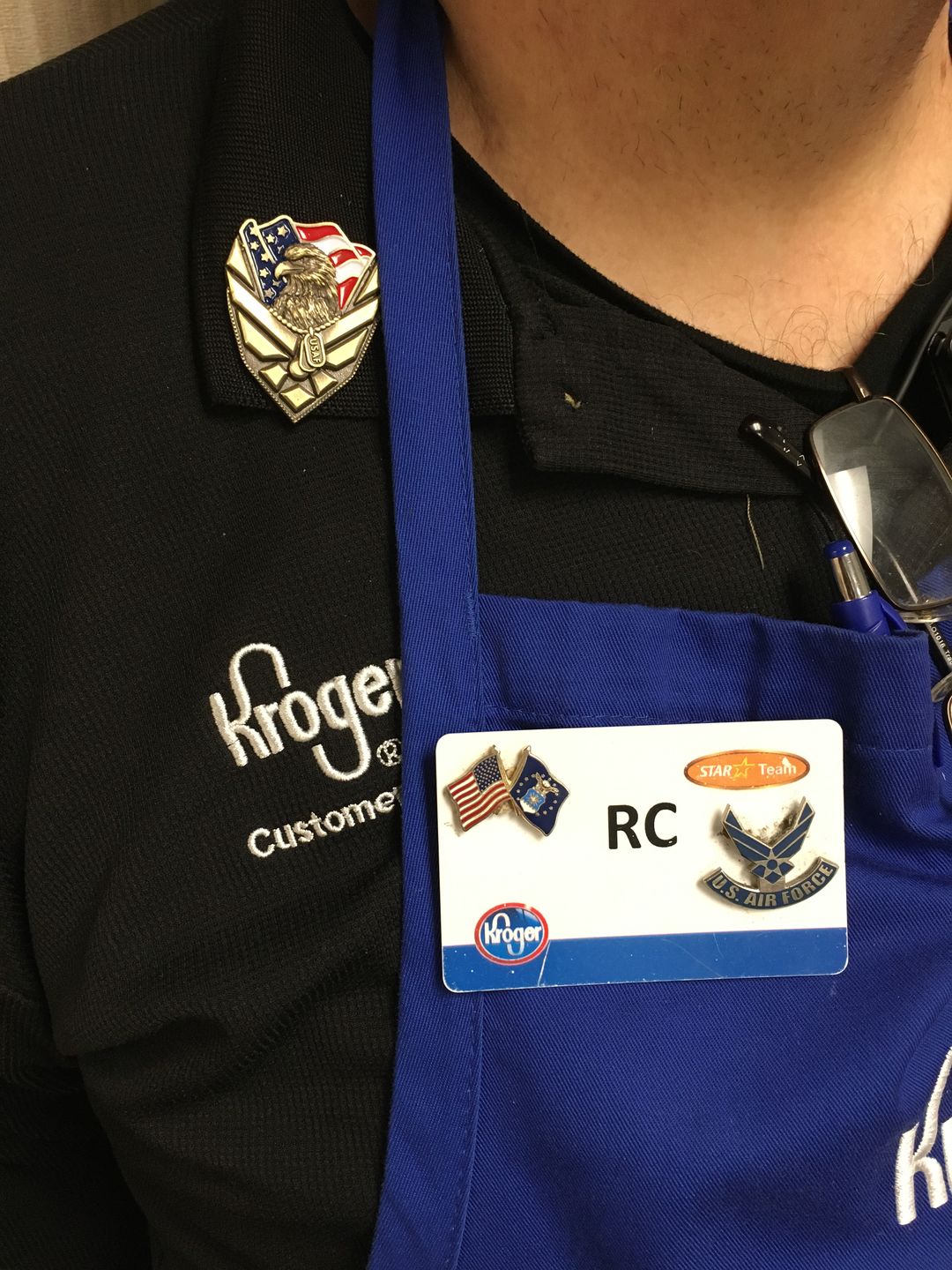 Customer photo review of US Air Force Veteran Pin