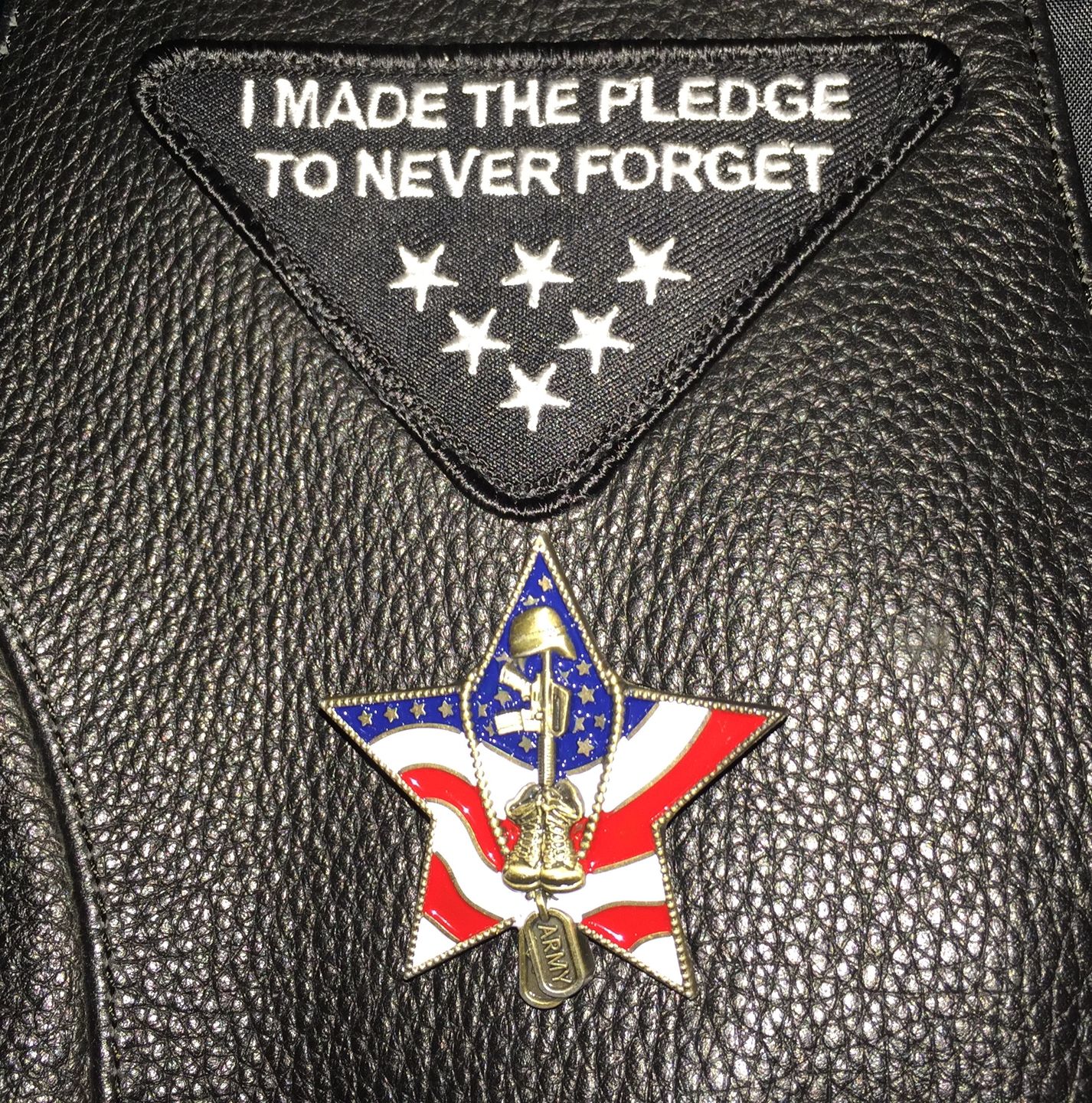 Customer photo review of US Army Veteran Pin