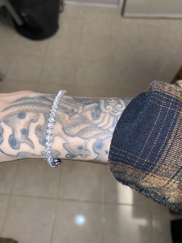 Customer photo review of CLASSIC TENNIS BRACELET