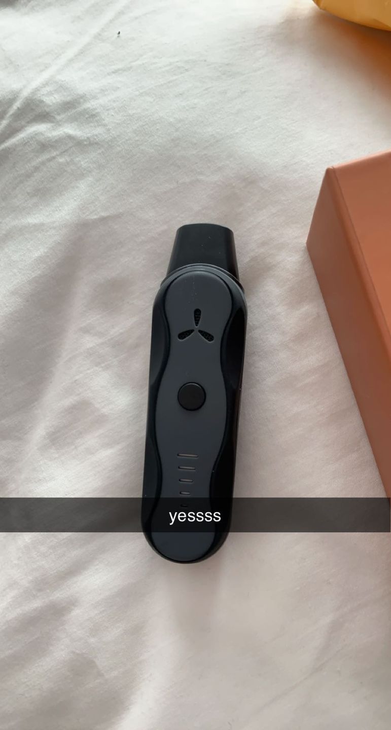 Customer photo review of XS GO VAPORIZER | Dry Herb – Ultra-Portable Vape – Ergonomic Design, Built-in Tools for Easy Use