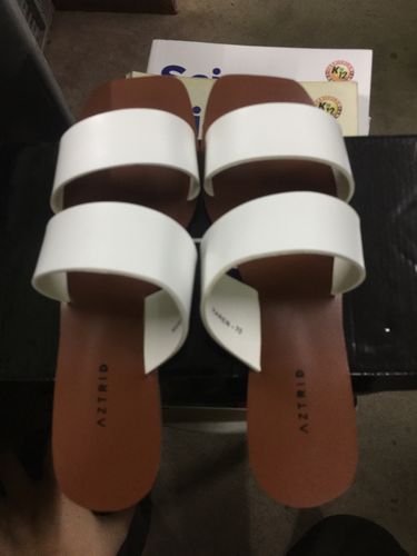 Customer photo review of Karen White