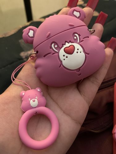 Customer photo review of 3D Rainbow Vintage Bears Silicone AirPods 1/2 Case