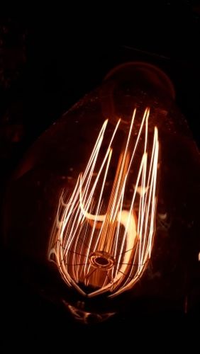 Customer photo review of EDISONS FLAMME - Glühbirnen im Retro Edison Stil