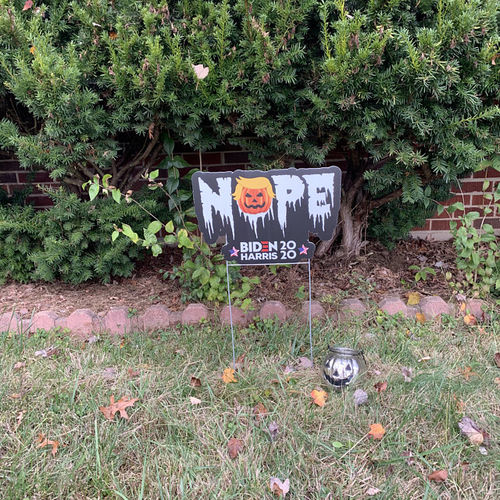 Customer photo review of Trump Nope Halloween Yard Sign