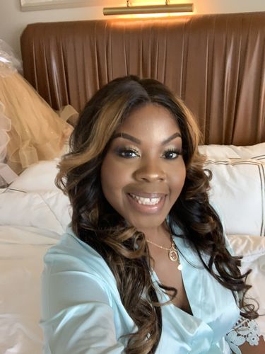 Customer photo review of KAYLA🖤