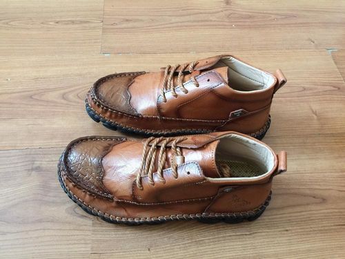 Customer photo review of Split Leather Mens Ankle Boots
