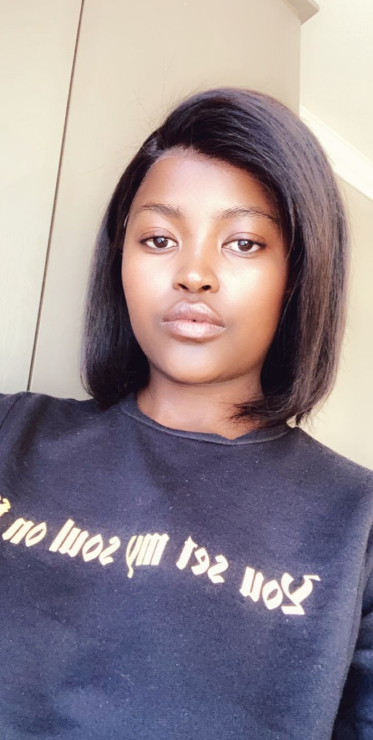 Customer photo review of Brazilian Lace Front Wig - Tara J