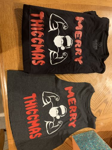 Customer photo review of Merry Thiccmas Crop