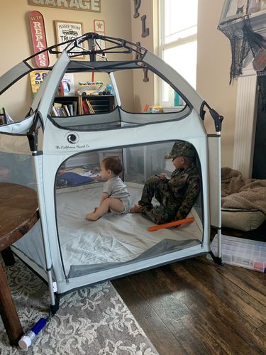 Customer photo review of Pop N' Go® Playpen