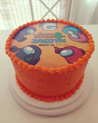 Customer photo review of Among Us Cake Topper