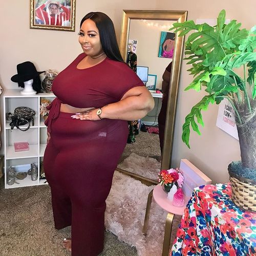 Customer photo review of Casual Pants T-Shirt Two-Pieces Set