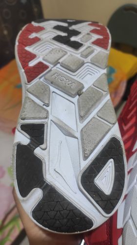 Customer photo review of Hoka One One Men’s Clifton 4