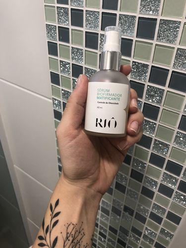Customer photo review of Sérum Facial Biofirmador Matificante