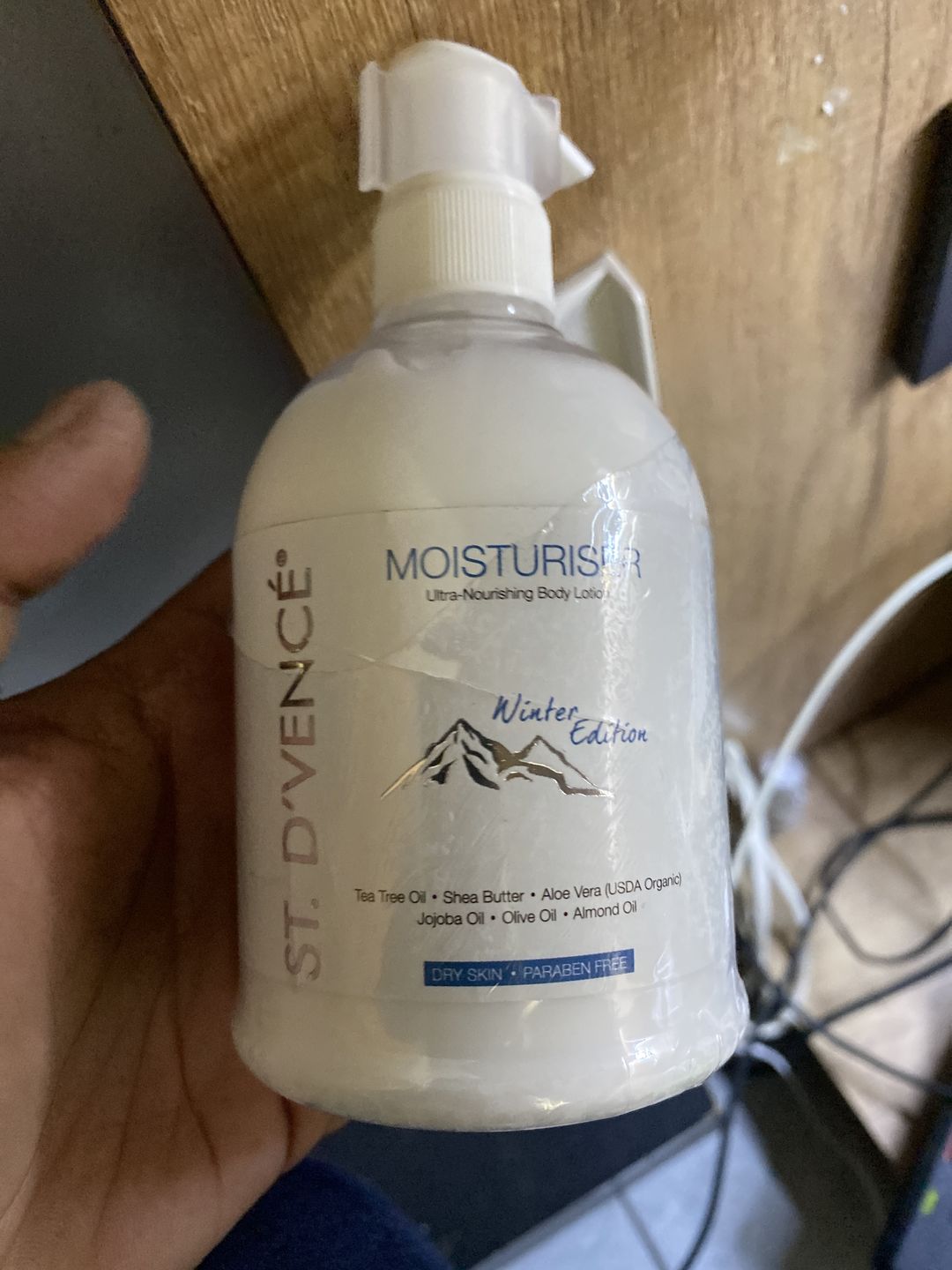 Customer photo review of Winter Body Lotion with Tea Tree & Shea Butter, 300 ml