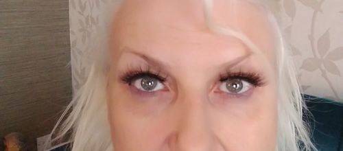 Customer photo review of Amber Magnetic Eyelashes and Eyeliner Kit