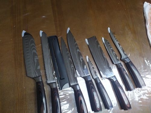Customer photo review of Imperial Collection — Japanese High-Carbon Steel Knife Set with Damascus Pattern